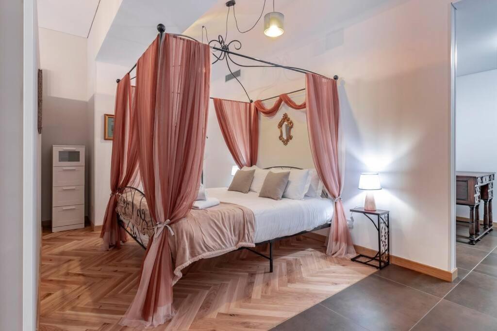 Апартаменты Piazza San Carlo Elegante Loft In Centro - Wi-Fi Турин Экстерьер фото