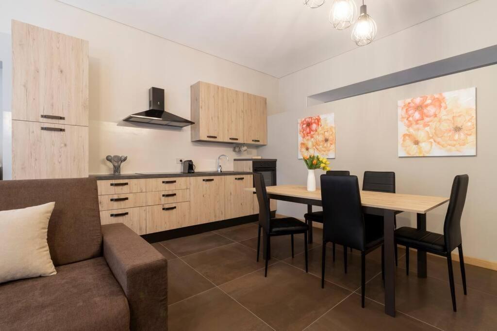 Апартаменты Piazza San Carlo Elegante Loft In Centro - Wi-Fi Турин Экстерьер фото